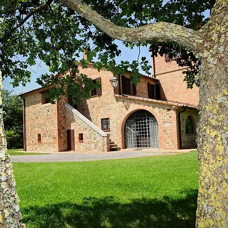Chieteno Con Piscina E Ac- Villa