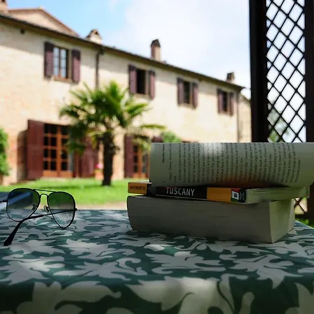 Chieteno Con Piscina E Ac- *