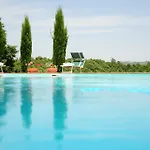 빌라 Chieteno Con Piscina E Ac- *